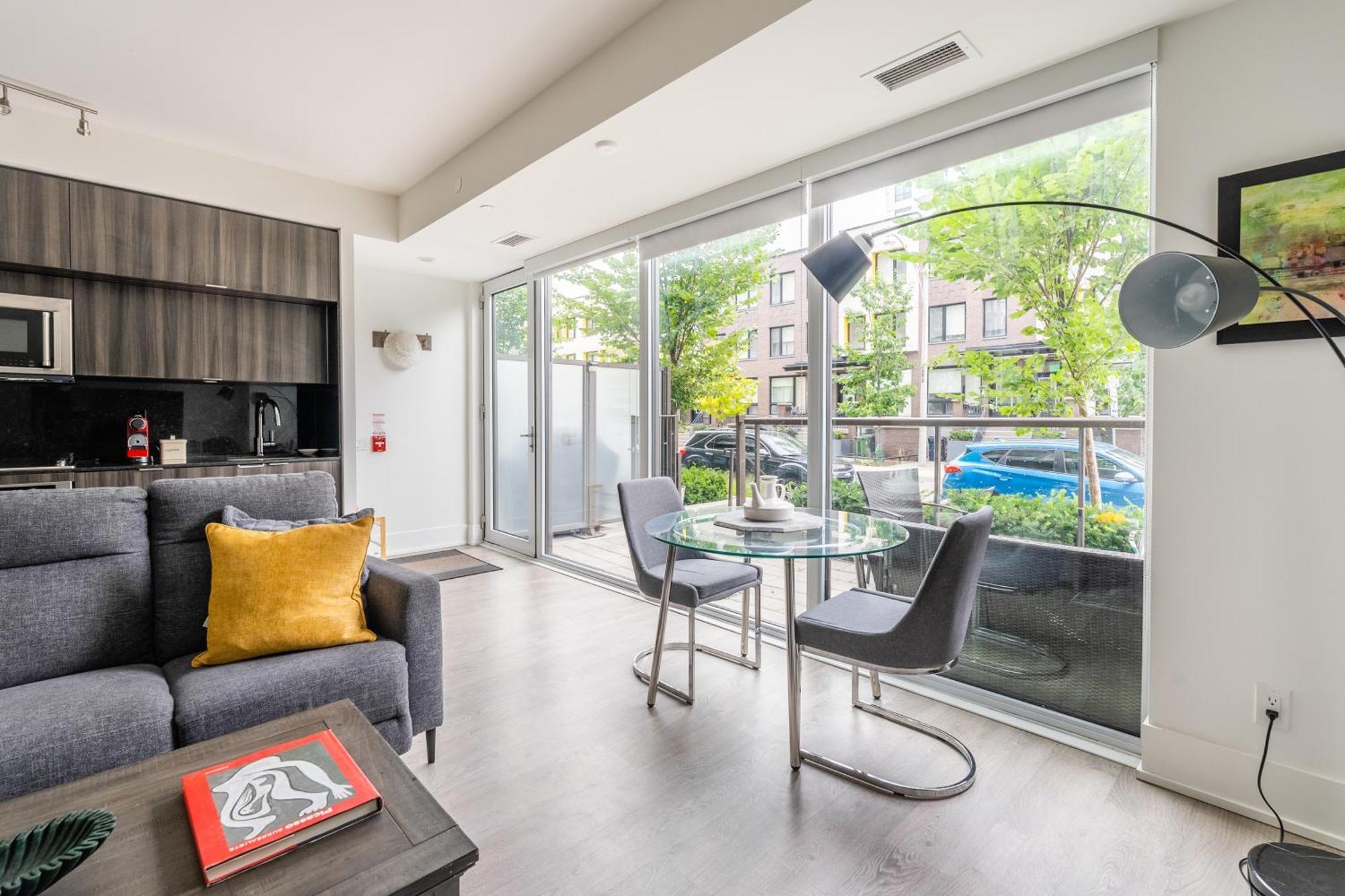 Spacious Corner Apartment Downtown Toronto Exterior foto